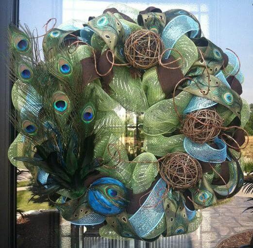 5 Essentials to Make Glittering Wedding Centerpieces