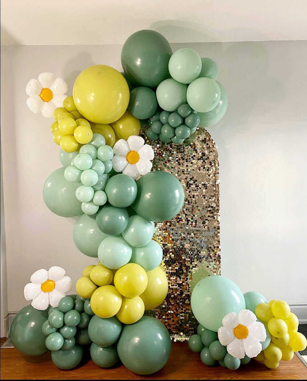 Daisy Dreams: A Fresh Twist on Balloon Garland Designs