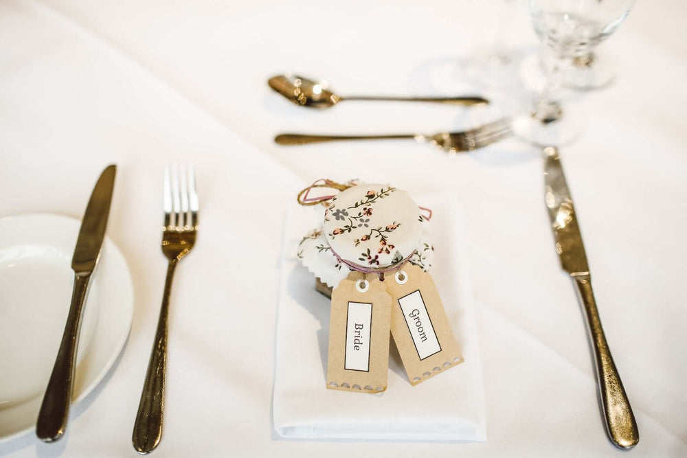 Eco-Friendly DIY Name Tags:  Sustainable and Stylish Options for Your Wedding Day
