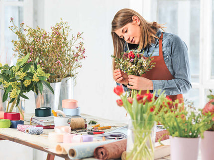 How Do I Make A Fake Flower Bouquet?