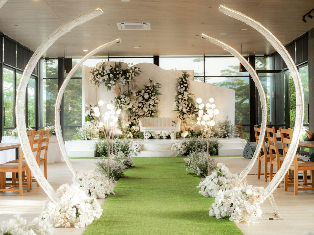 Moss Wedding Decor Trends
