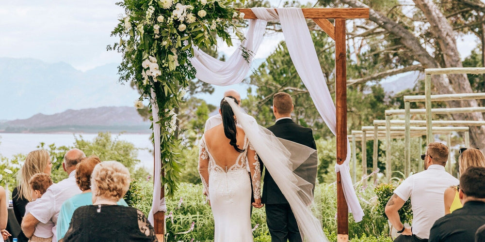 Outdoor Wedding Layouts That Maximize Shade and Breeze Flow