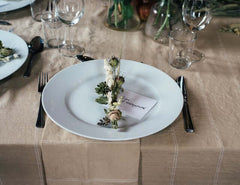 Set a Beautiful Tablescape for Your Winter Wedding Reception