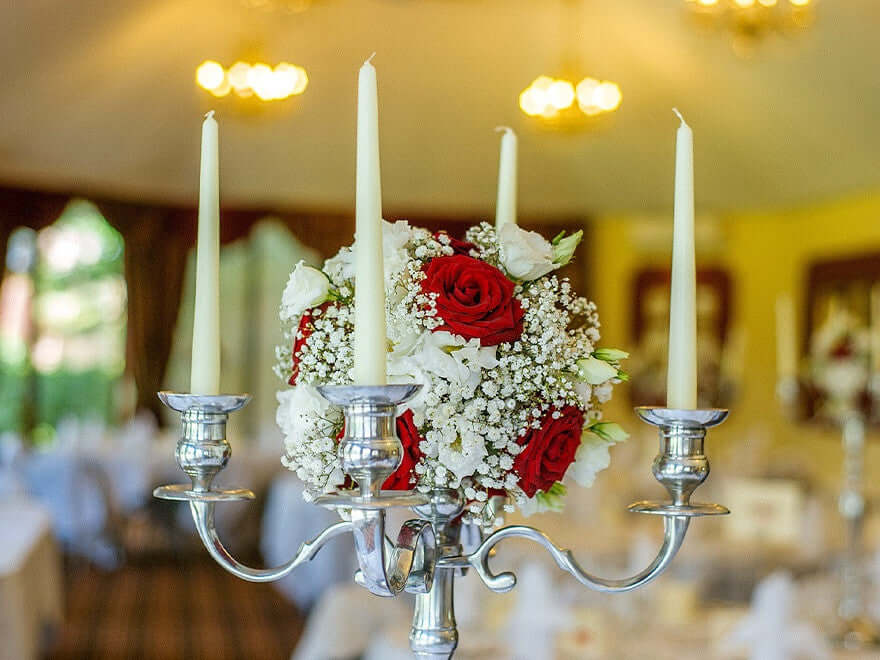What is The Purpose Of a Unity Candle At a Wedding?