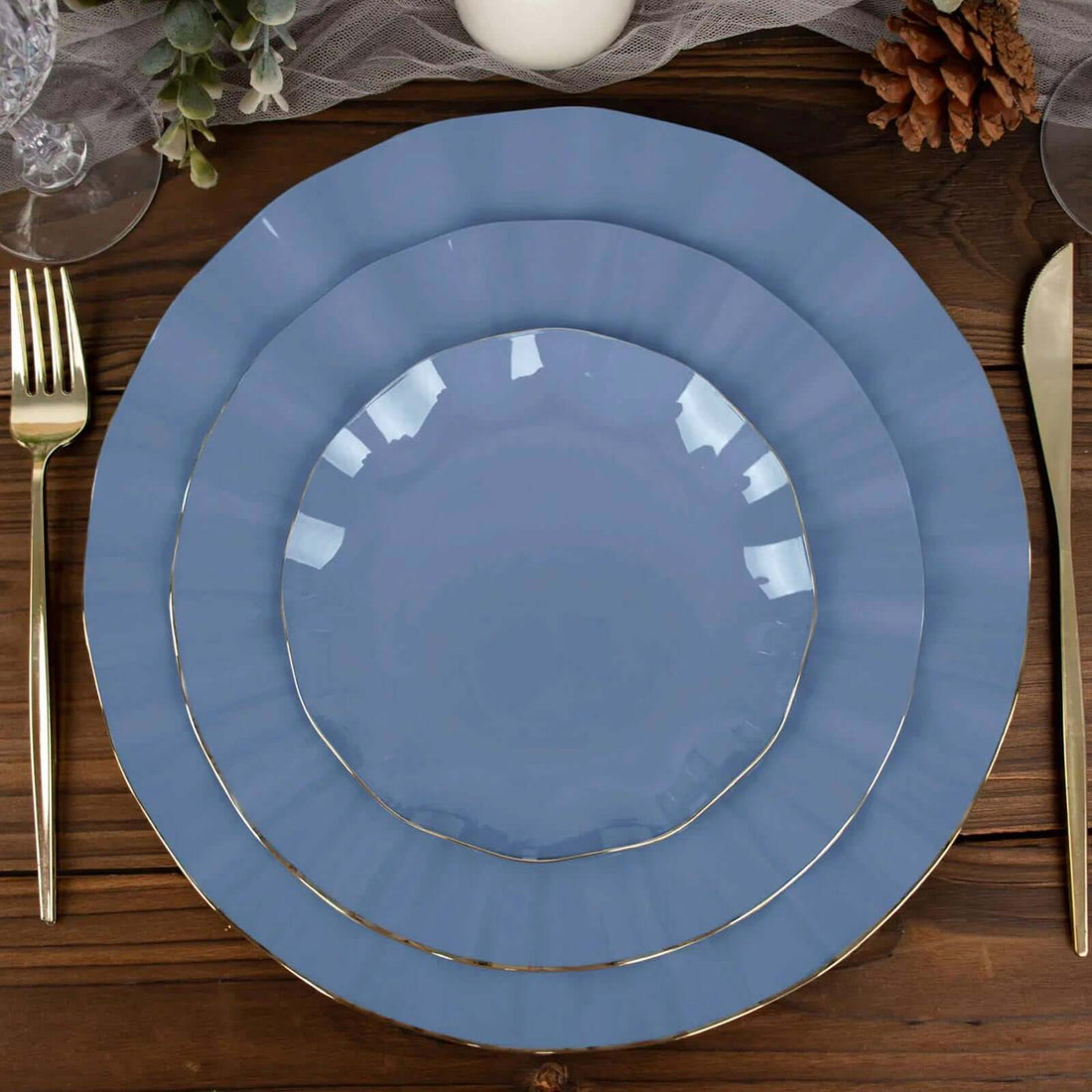 6 Inch Round Ocean Blue Plate With Gold Rim