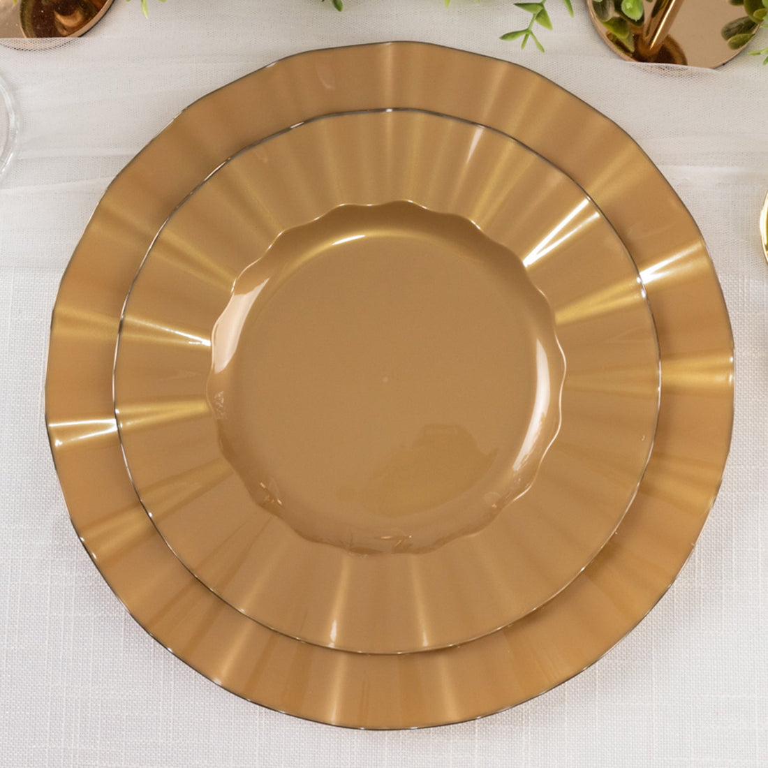 10 Pack Gold Hard Plastic Dinner Plates with Ruffled Rim, Heavy Duty Disposable Dinnerware