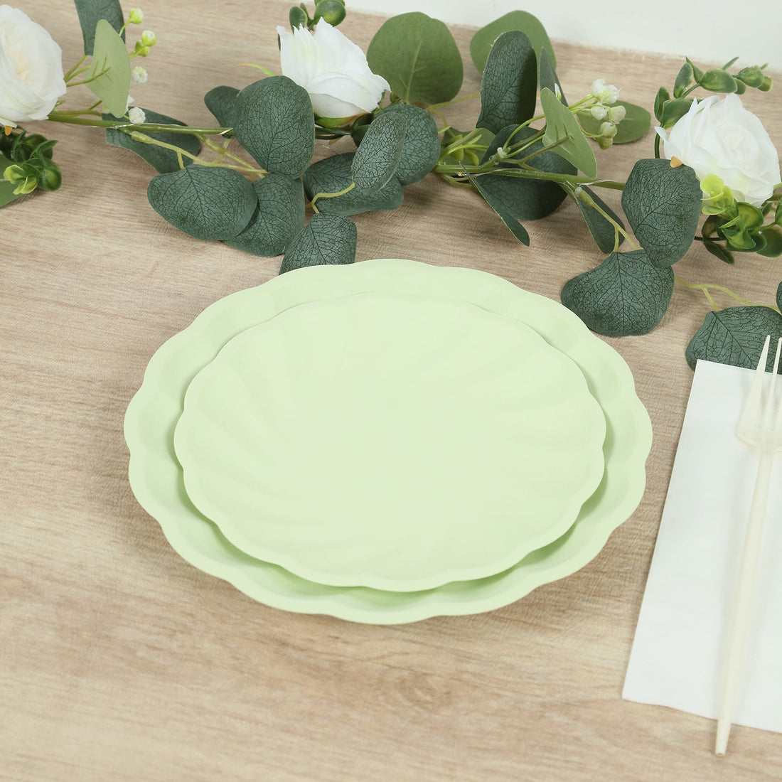 20 Pack Composable Dessert Plates – 7inch Sage Green Swirl Scalloped Pastel Salad Plates