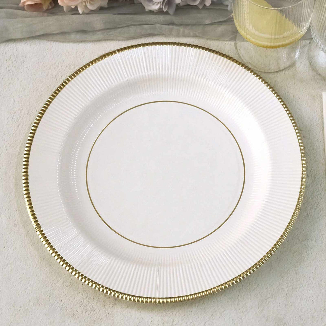 White Sunray Paper Plates With Gold Rim 10 Inch 25 Pack