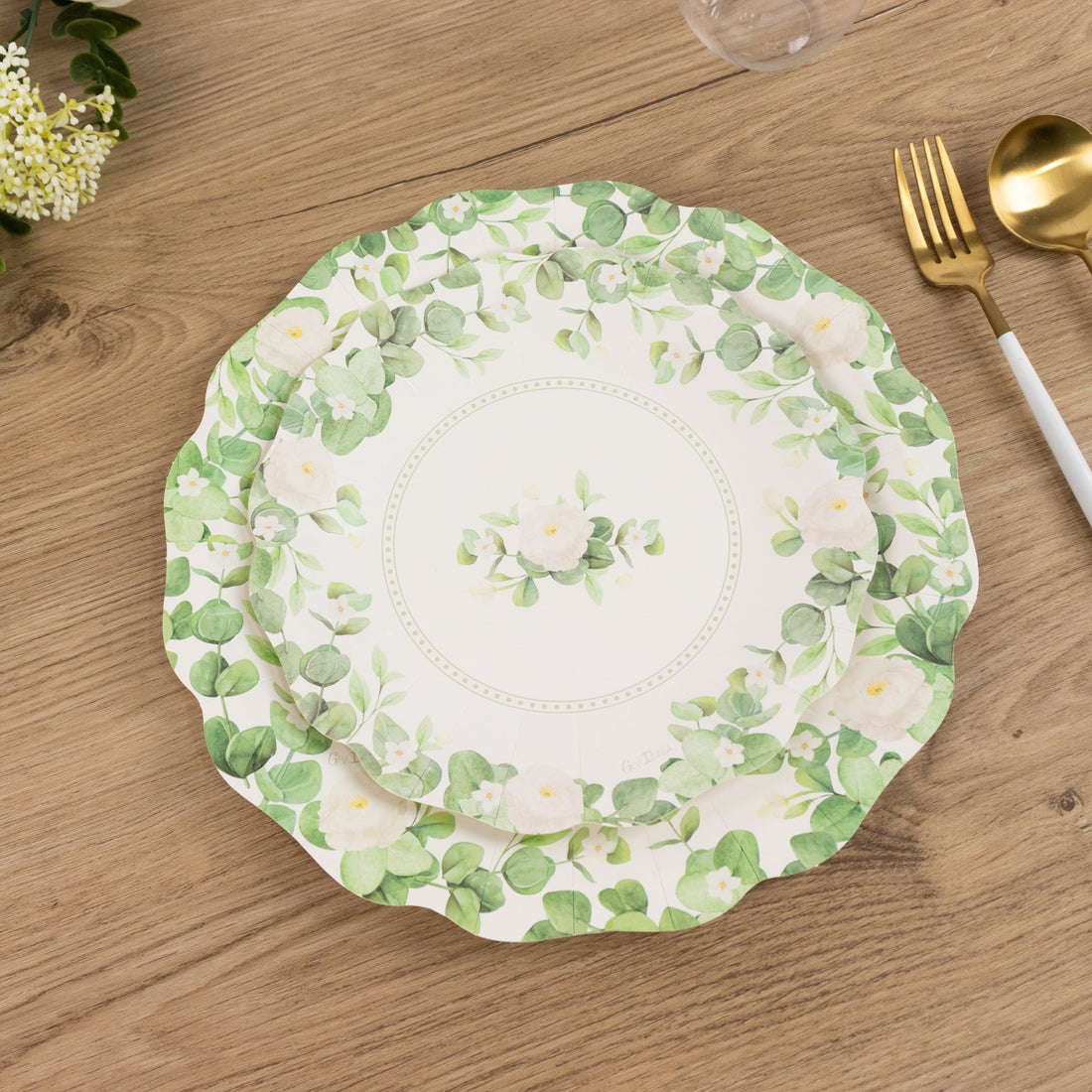 25 Pack White Floral Greenery Dessert Paper Plates with Scalloped Edge