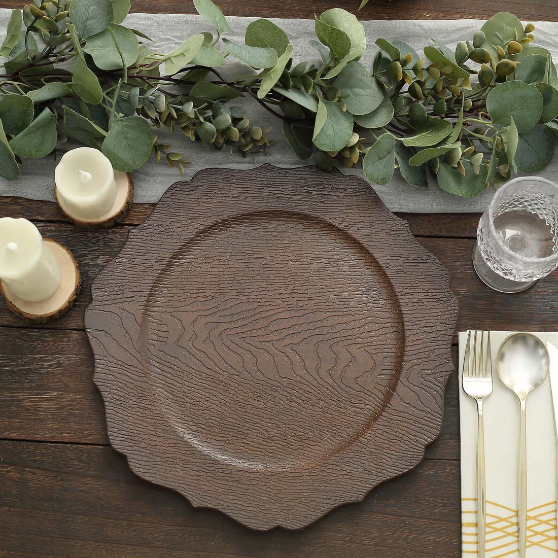 6 Pack | 13inch Rustic Brown Embossed Wood Grain Acrylic Charger Plates with Scalloped Rim