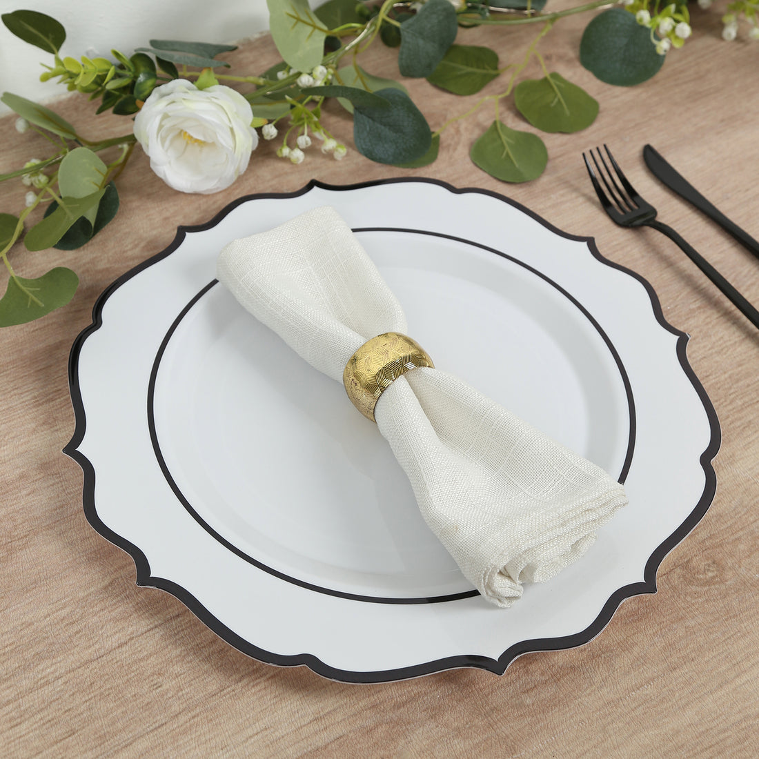 10-Pack Economy Plastic Charger Plates 13inch Round White with Black Scalloped Rim