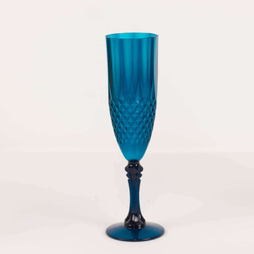 <h3 style="margin-left:0px;"><strong>Navy Blue Crystal Cut Reusable Plastic Champagne Glasses</strong>