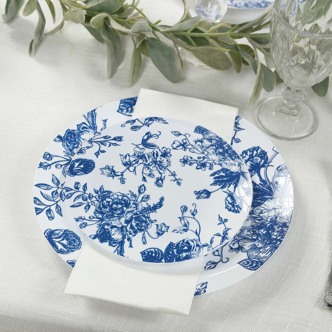 10-Pack French Toile Plastic Dessert Plates – Blue & White Floral