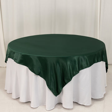 <h3 style="margin-left:0px;"><span style="background-color:transparent;color:#111111;">Elegant Hunter Emerald Green Lamour Satin Overlay for Timeless Table Decor</span>