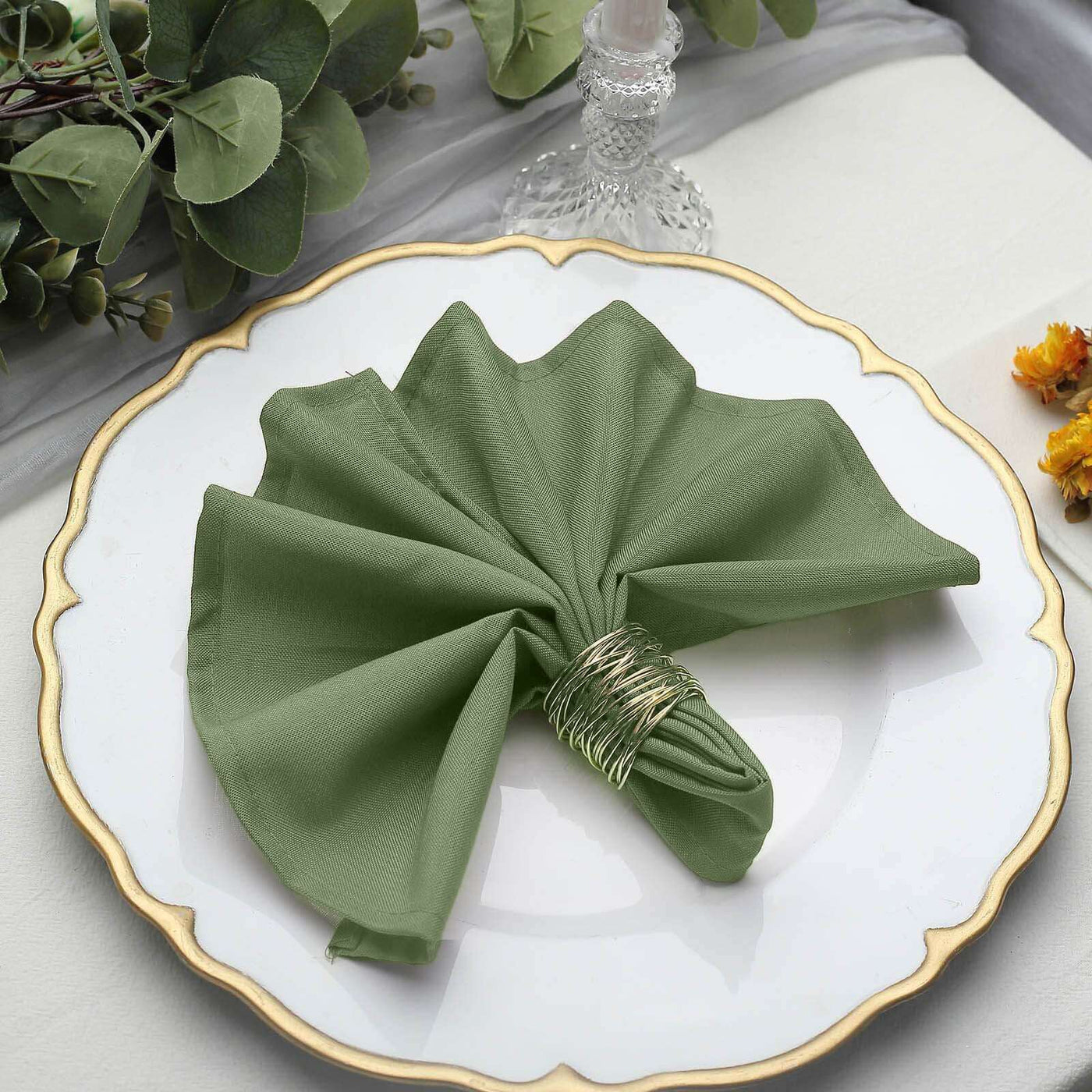 5-Pack Olive Green Cloth Dinner Napkins 17x17 | eFavormart.com