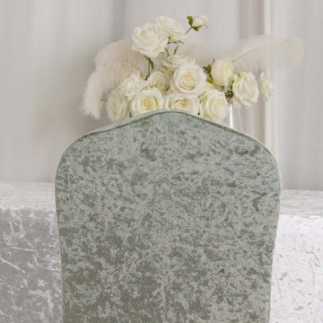 <strong>Décor Ideas with Sage Green Crushed Velvet Chair Covers</strong>