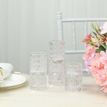 <span style="background-color:transparent;color:#111111;">Timeless Elegance with Clear Glass Candle Holders</span>