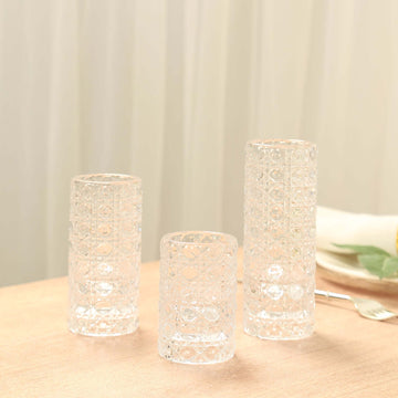 <span style="background-color:transparent;color:#111111;">Versatile Clear Taper Candle Holders for Any Event</span>