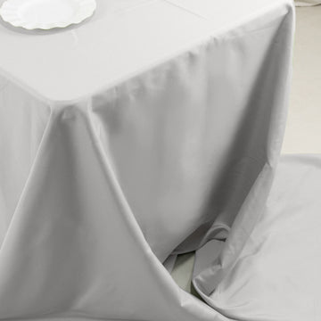 <h3 style="margin-left:0px;"><strong>Durable Silver Polyester Table Cover</strong>