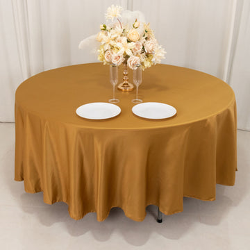 <h3 style="margin-left:0px;"><strong>Versatile Gold</strong> <strong>Tablecloth for a Range of Event Themes</strong>