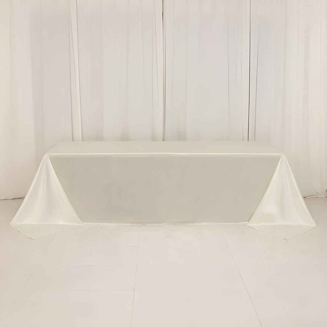 Shimmer Pearl White Scuba Rectangle Tablecloth 90"x156" Wrinkle Free Seamless Premium Polyester