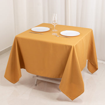 <h3 style="margin-left:0px;"><strong>Fancy Gold Polyester Tablecloth</strong>