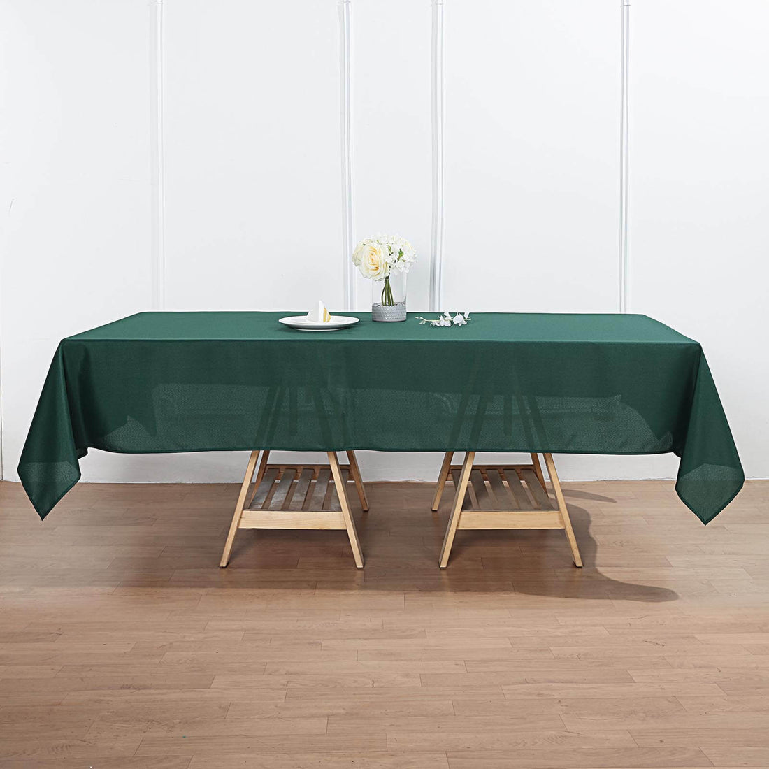 Polyester 60 Inch x 102 Inch Rectangular Hunter Emerald Green Tablecloth
