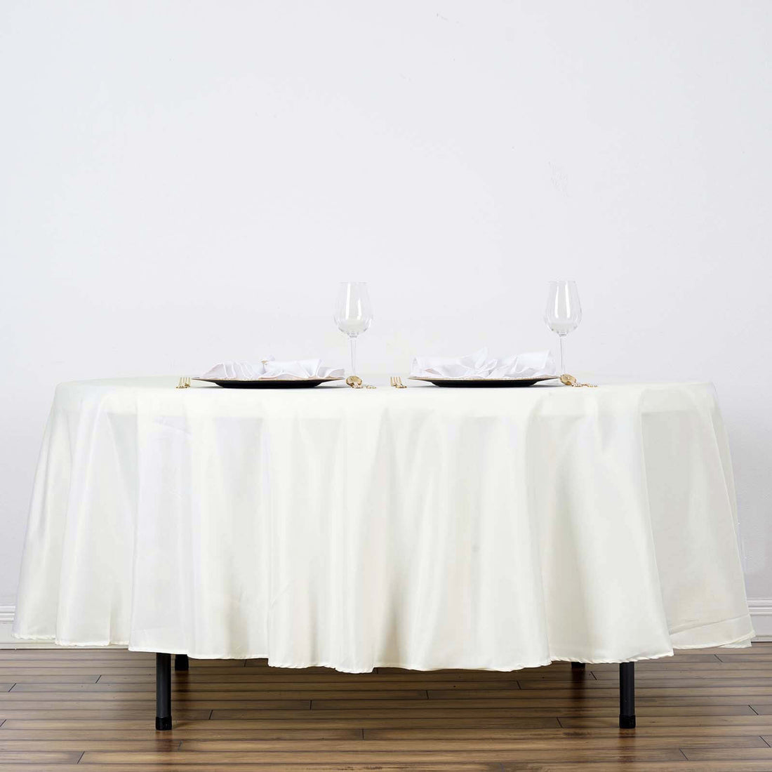 108inch Ivory Polyester Round Tablecloth