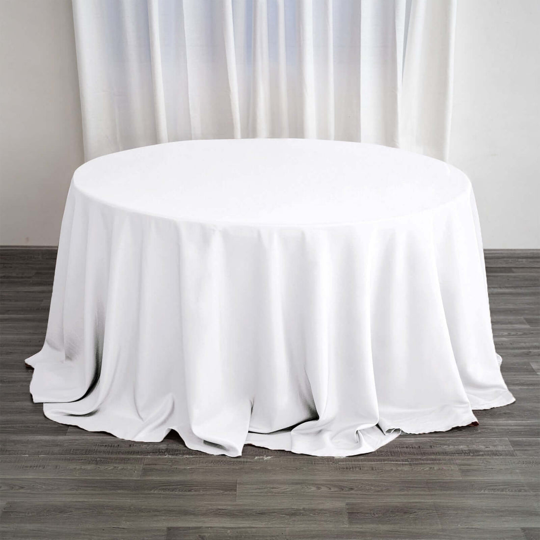 132Inch White Seamless Polyester Round Tablecloth