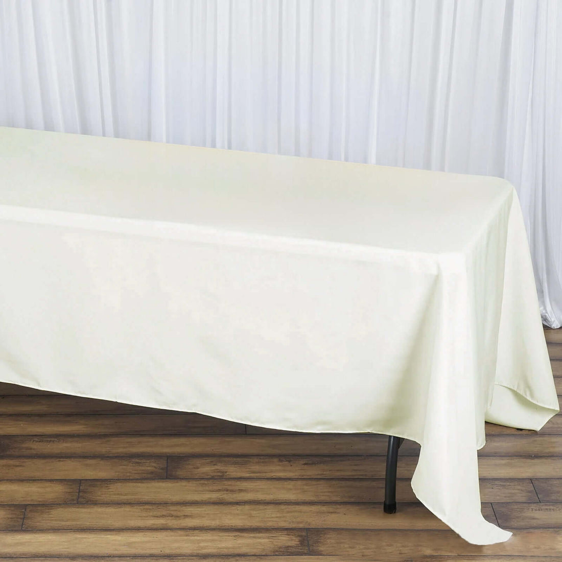 Rectangular 72 Inch x 120 Inch Seamless Premium 190 GSM Polyester Tablecloth In Ivory