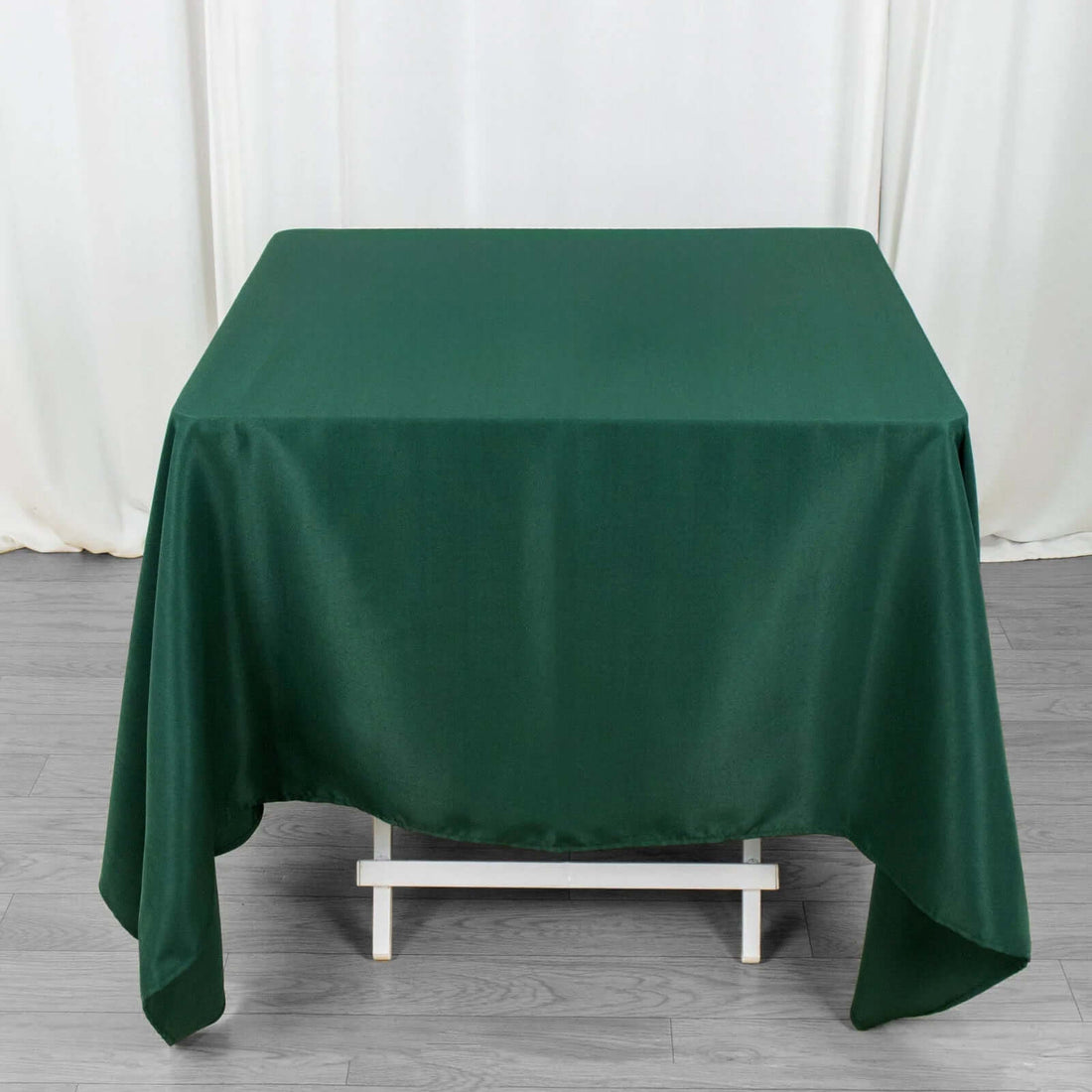 70x70inch Hunter Emerald Green 200 GSM Premium Seamless Polyester Square Tablecloth