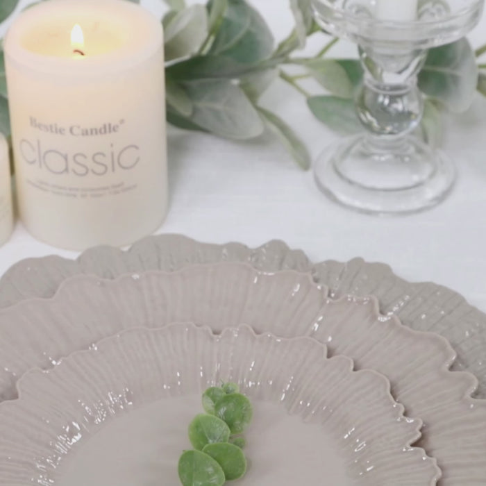 20-Pack Plastic Dinner Plates – 10" Taupe Reef Design Party Plates – Elegant Disposable Tableware