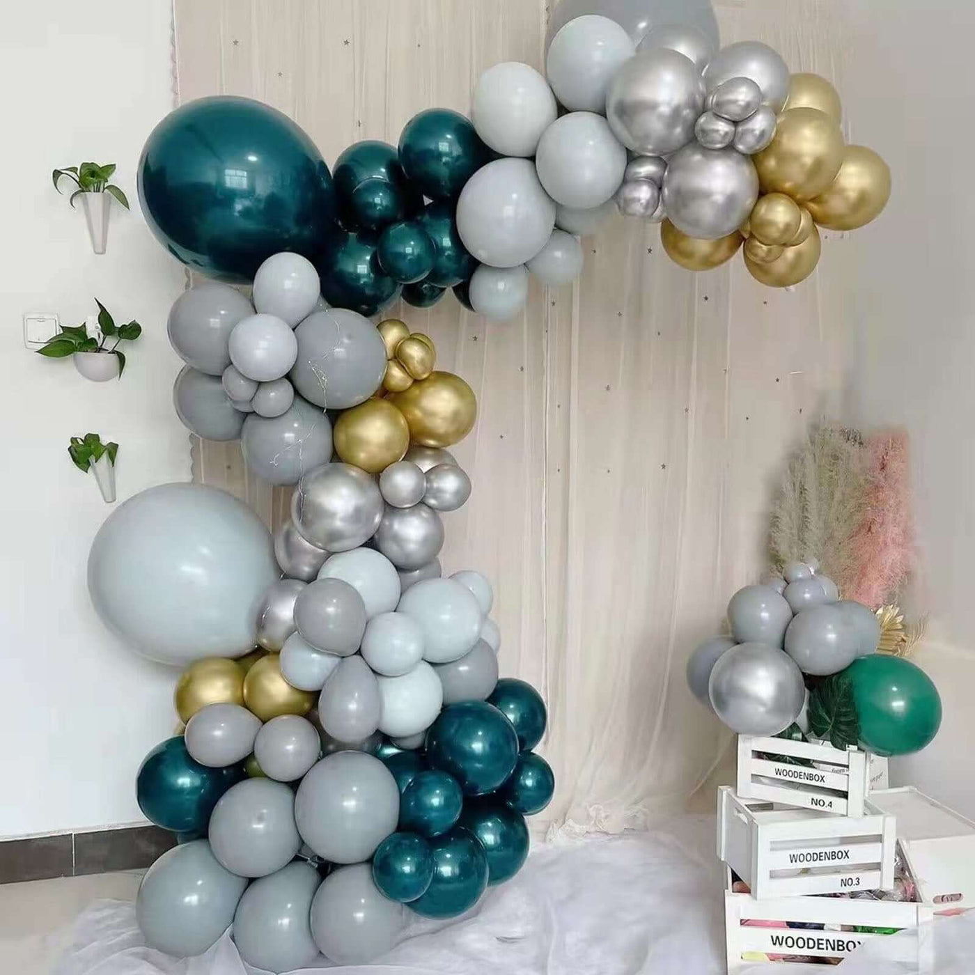 101-Pack Green & Gold Balloon Arch Kit | eFavormart