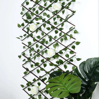 Expandable Wooden Lattice Fence With Artificial Ivy Leaf Trellis Vines, Accordion Backdrop Fencing 17"x95"