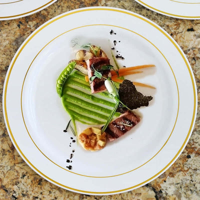 10-Pack Plastic Dinner Plates 10" White with Très Chic Gold Rim - Stylish Disposable Plates for Events