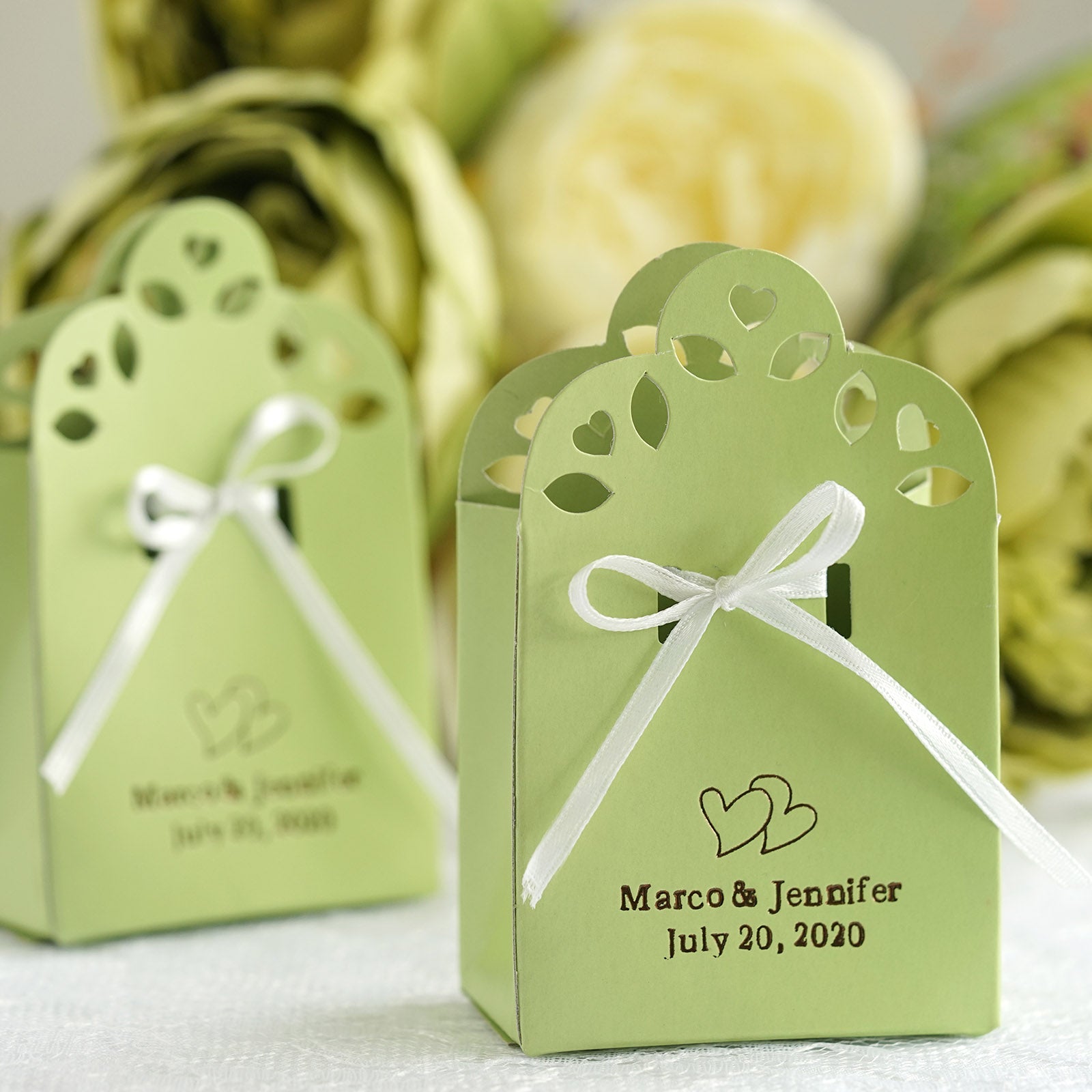 https://www.efavormart.com/cdn/shop/products/Personalized-Sacchetto-Wedding-Favor-Party-Gift-Boxes.jpg?v=1689405842