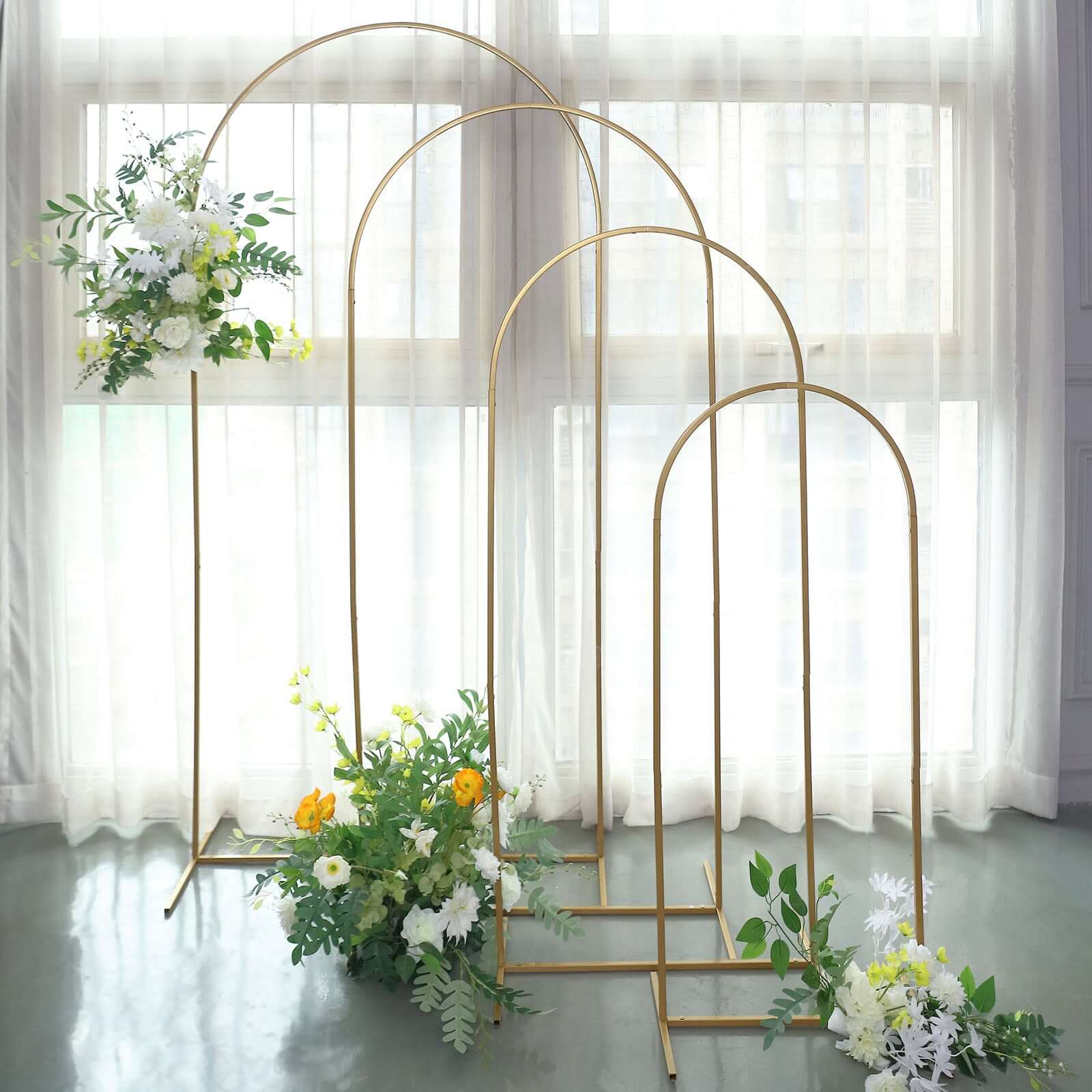 Metal Arch Backdrop Stand - Gold - 36 x 16 x 60