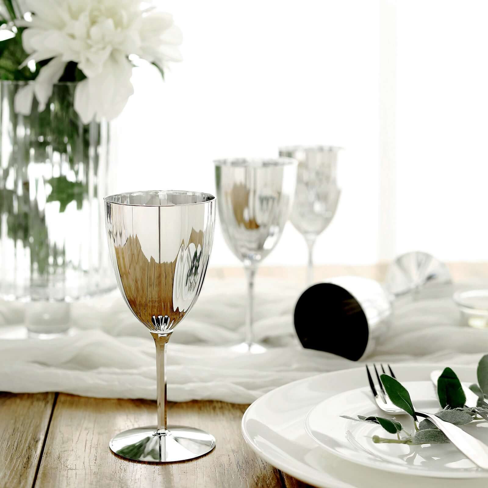 Silver plastic on sale wine goblets